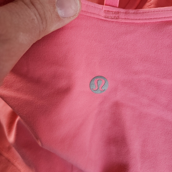 lululemon athletica Size 4 T Strap Tank Pink - Picture 4 of 4